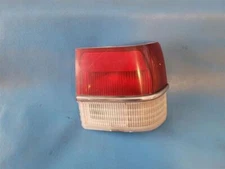 84 85 86 RENAULT ENCORE RIGHT TAIL LIGHT 43941