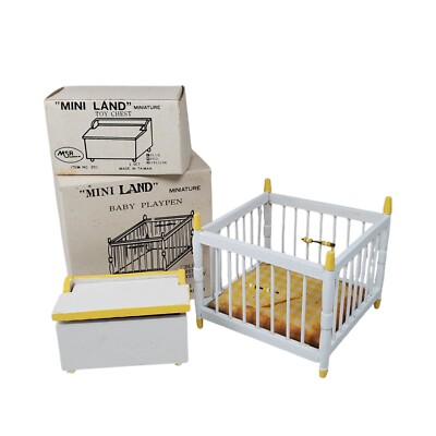 MSR Mini Land White & Yellow Playpen & Toy Chest Dollhouse Miniature 1:12 Scale