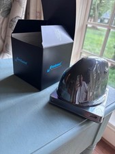 Evoluent VerticalMouse 4: Wireless Right Hand Mouse / VM4RW