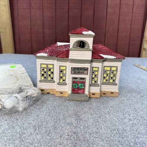 Dept 56 Snow Village Jefferson School 50822 Retired 1991 Mint (Works)