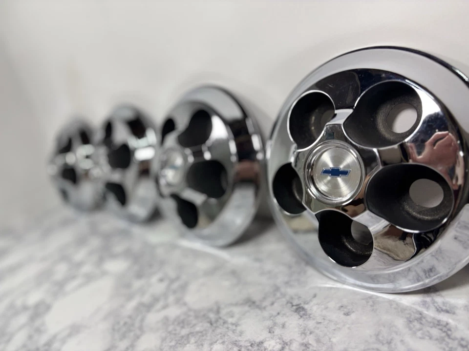 1969-1970 Chevrolet Chevelle Camaro Nova GM Accessory # 993804 Four Bolt On Caps - Изображение 2 из 4