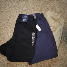 Gap Men's Soft Cotton 7" Inseam Pockets Pull On Short Lot of 3 Black, Tan. Blue