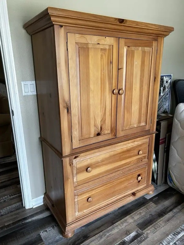 Broyhill Wood Freestanding Wardrobe Armoire Brown 2 Doors 2 Drawers 2 Shelves