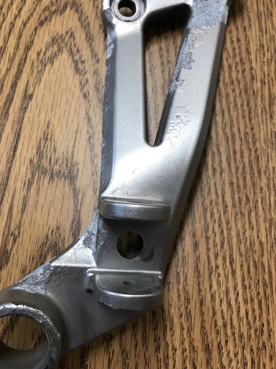 KAWASAKI NINJA ZX12R ZX1200 2004-2005 STEP STAY REAR RIGHT