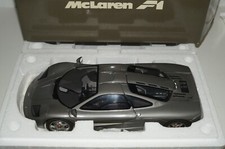 1:12 GT McLaren F1 GRIGIO ANTRACITE 1994 Pauls Model Art McLaren Collezione - WH046