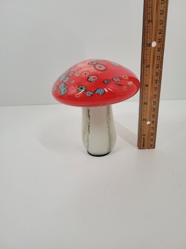 Red White Glass 5" Mushroom Figure - Picture 3 of 4