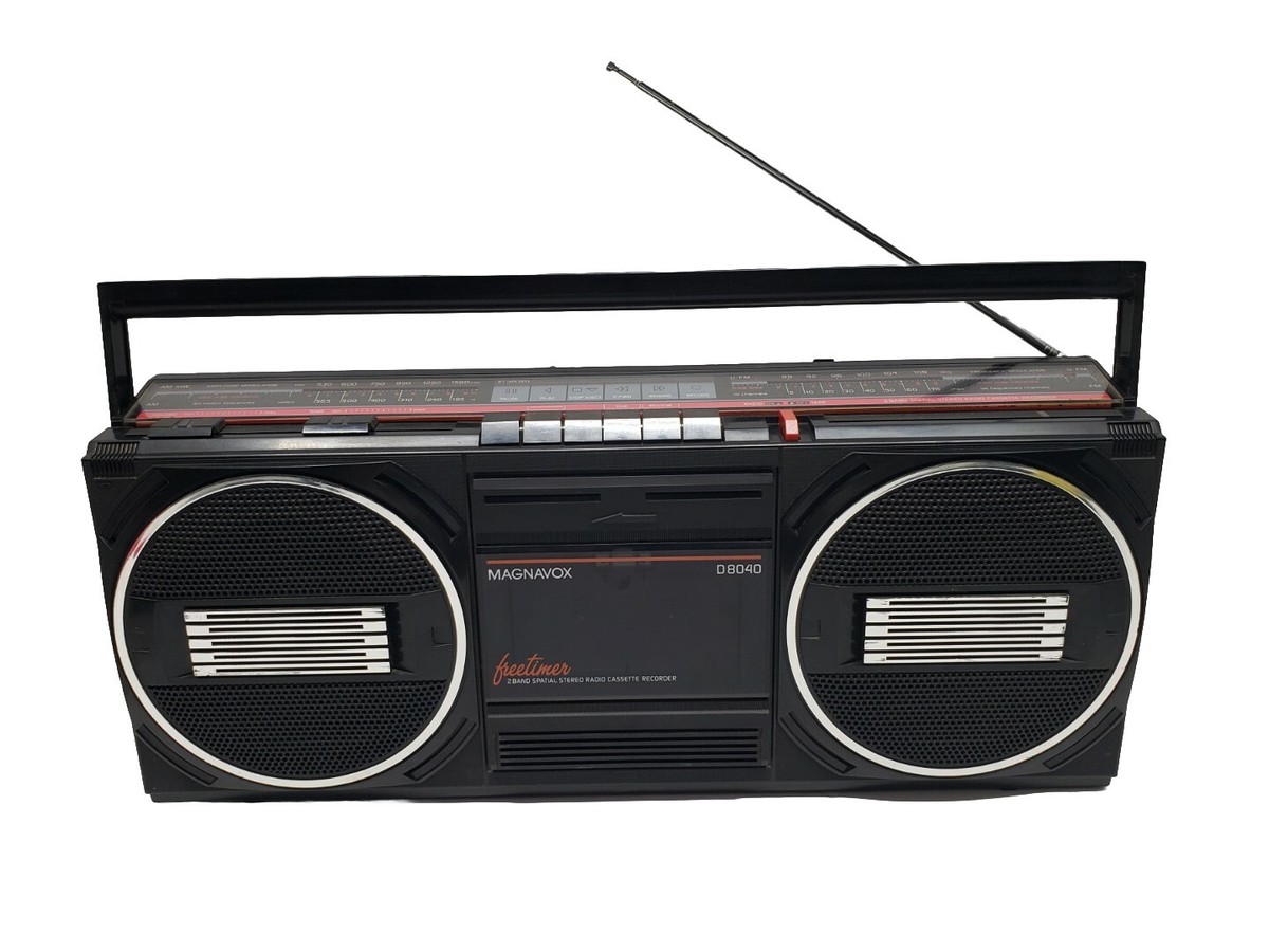 Magnavox D 8040 Boombox AM/FM Radio Cassette Recorder Retro Needs