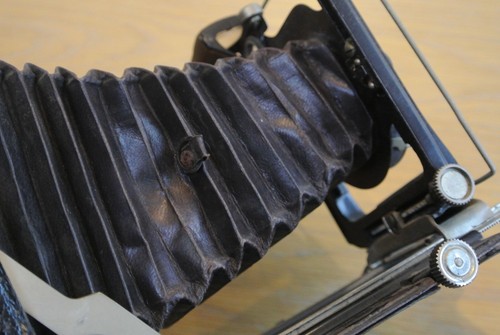 Welta Folding Plate Camera with 135cm F/4.5 Omfa Correktar Lens - Picture 5 of 16