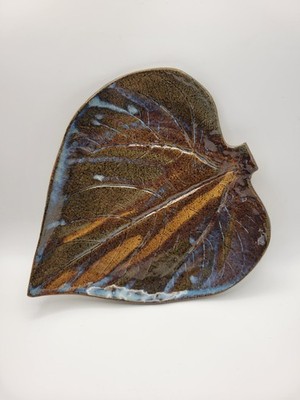 Lynne Puhalla Handmade Studio Pottery Leaf Dish Art Pottery Trinket Tray Signed