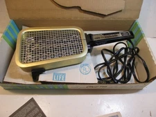 Vintage Osrow 700 Thermostat Controlled Infra-Red Defroster Original Box 1960’s