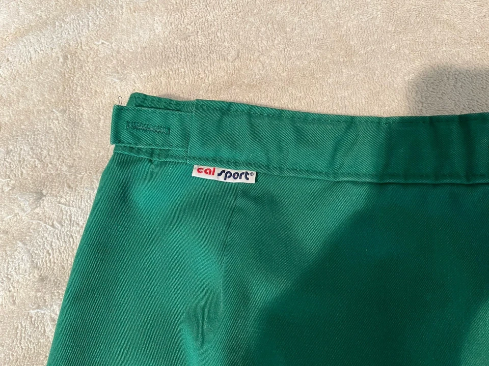 Pantalones Cortos Atléticos Vintage Cal Sport Hechos en EE. UU. Verdes Talla 34 Años 80 90 Gimnasio Correr Foto 3 de 4