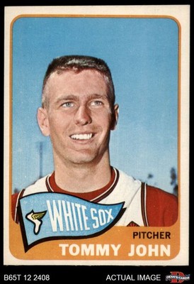 1965 Topps #208 Tommy John White Sox 5 - EX