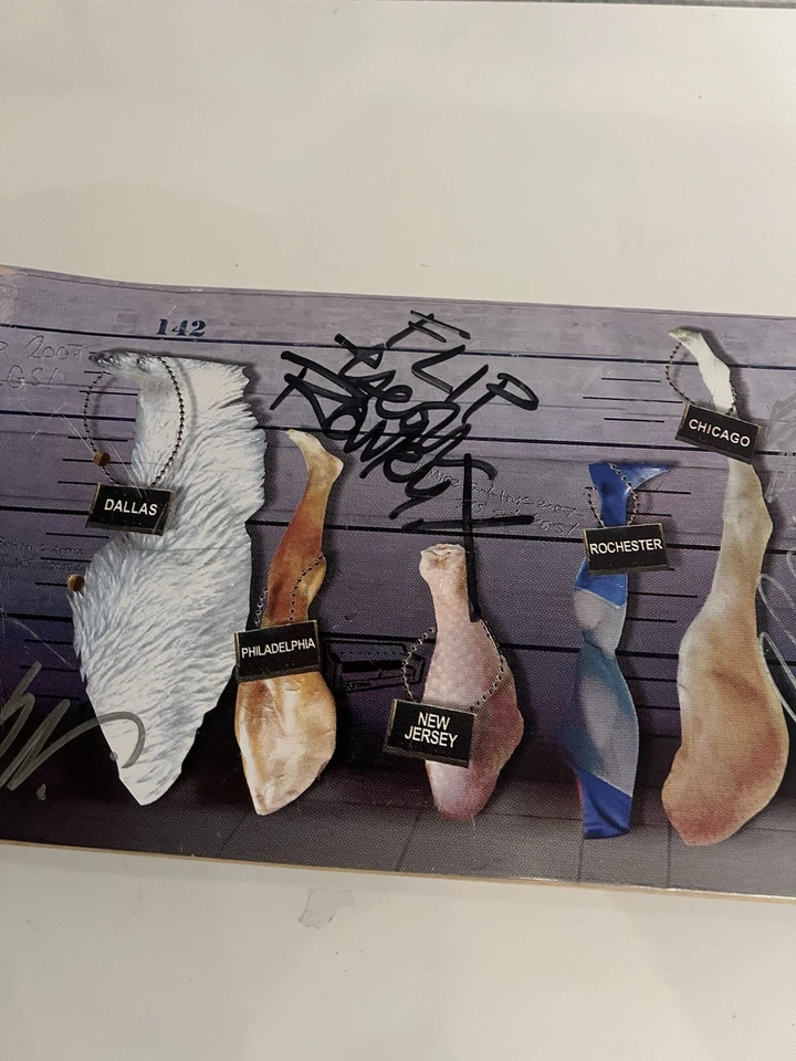 Flip 2007 Zumiez Couch Tour Team-Signed Deck Rowley Appleyard Boulala - Image 4 of 4