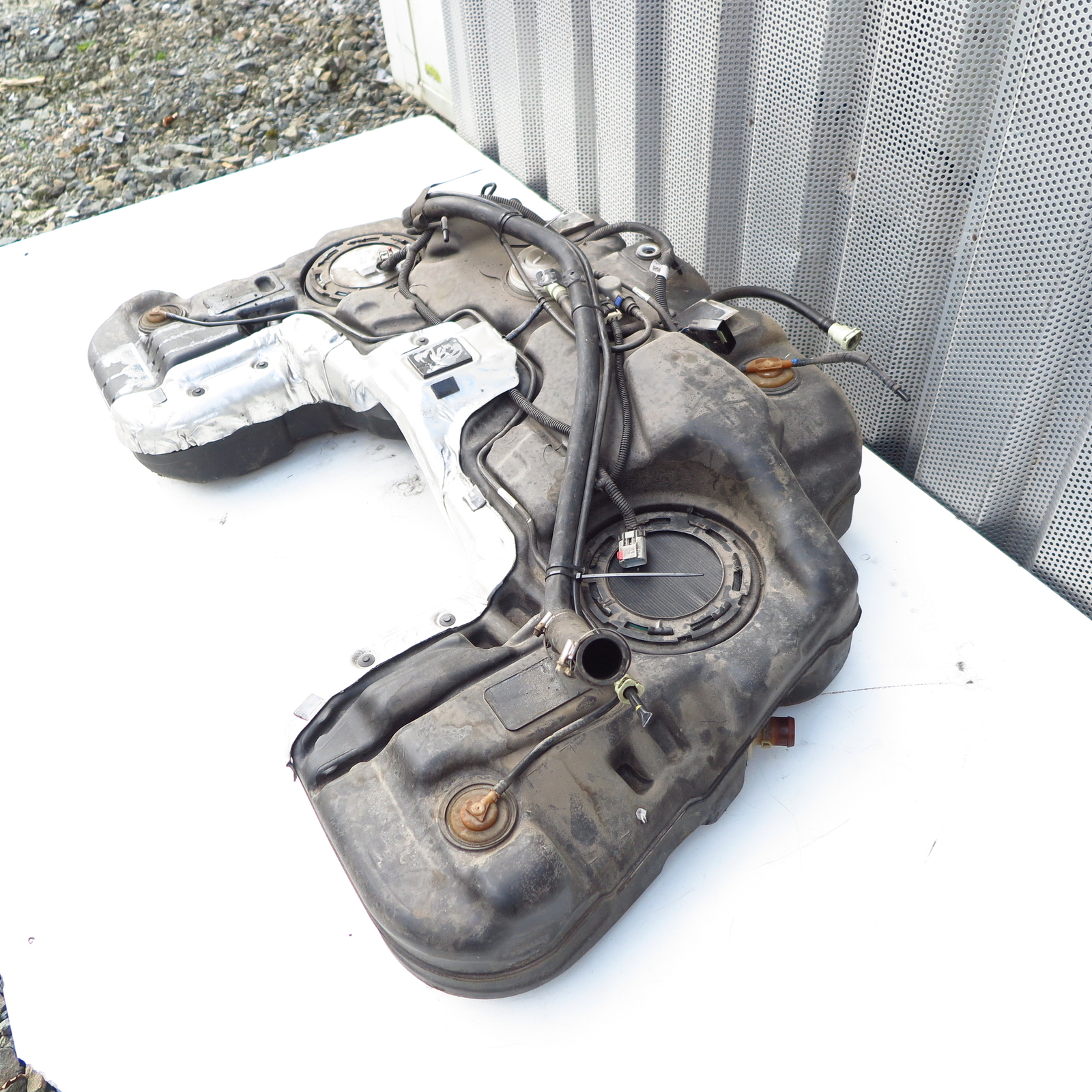 Fuel Tank Jeep Grand Cherokee IV Wk2 3.0 CRD 04578786AI for sale 