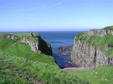 Photo 6x4 Dunseverick Castle Looking NNE - see close-up here [[[1339389]] c2009