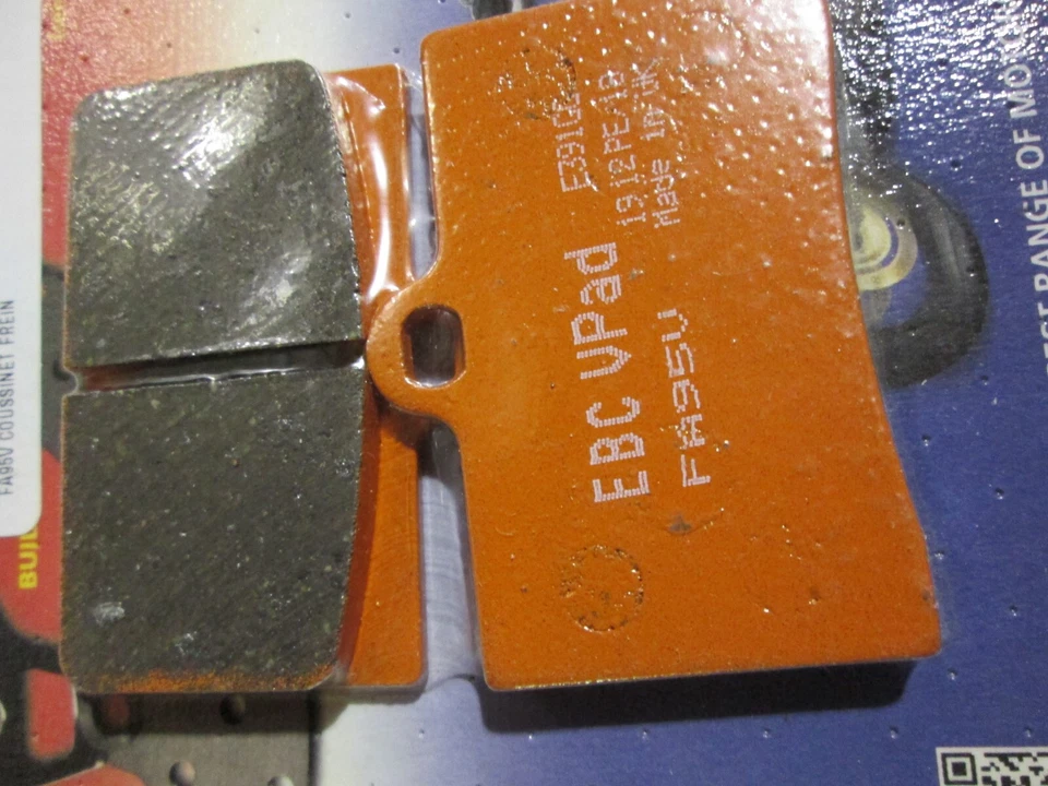 PASTILLAS DE FRENO EBC - DUCATI 400 748 916 MONSTER 6/7/9 / INDIAN CHIEF + ROADMASTER Foto 2 de 4