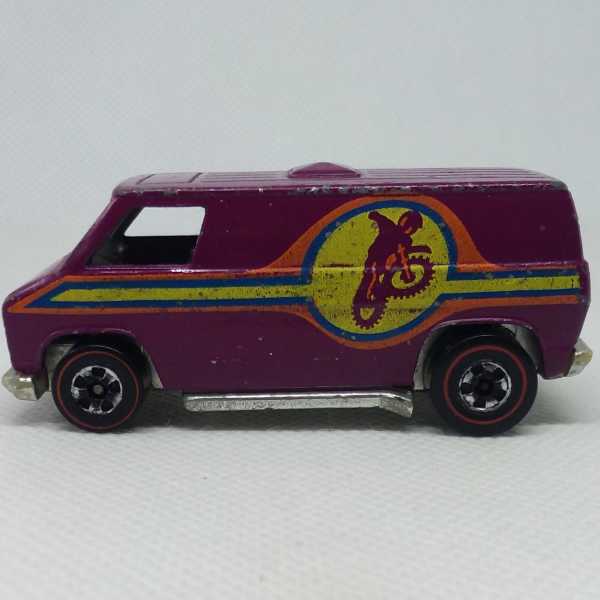 Hot Wheels Redline Chevy Motocross Super Van 1974 Plum Grey