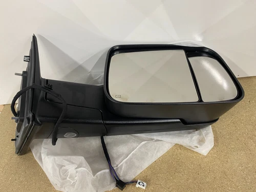 2013-2018 Ram 1500 2500 3500 Truck Right Side Signal Towing Door Mirror OEM