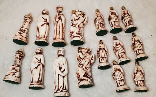 Vintage Glazed Porcelain Ceramic gold Chess Pieces Set 31 Pieces missing pawn - Picture 5 of 12