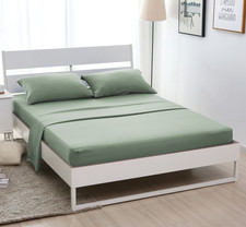 4-Piece Bed Sheet Set 1 Fitted Sheet 1 Flat Sheet 2 Pillowcases Queen Size Green