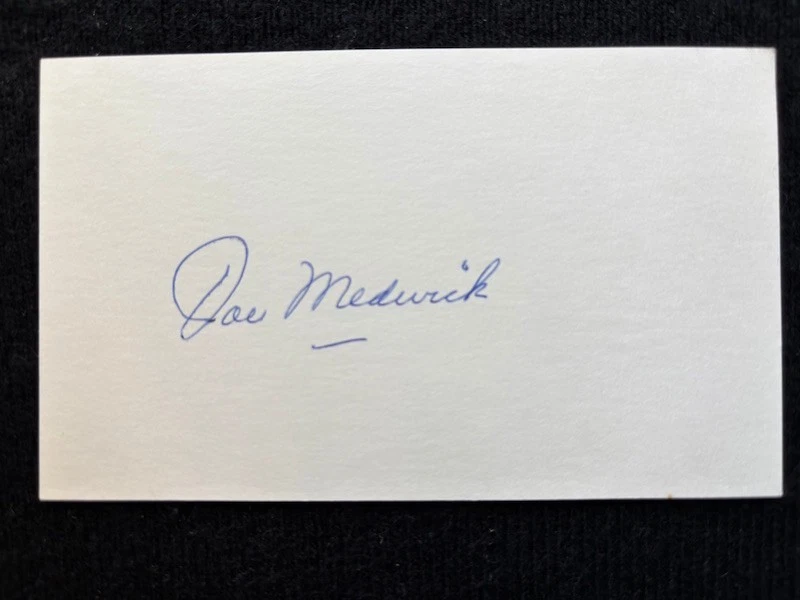 Vintage Pristine 3x5 Signed Cardinal's Hall of Fame Joe "Ducky" Medwick + Photo - Image 2 of 4