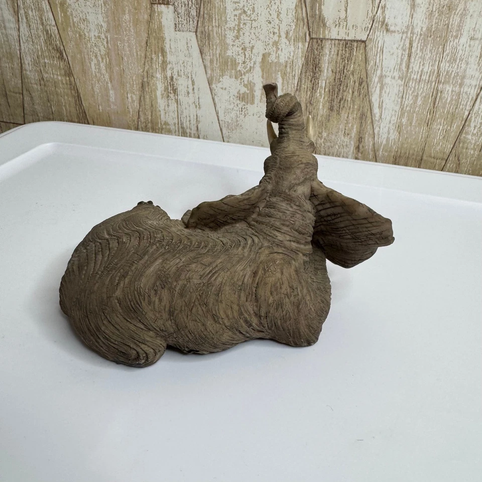 Статуэтка слона марки Daniel с бивнем деталь поднятый сундук - Изображение 4 из 4