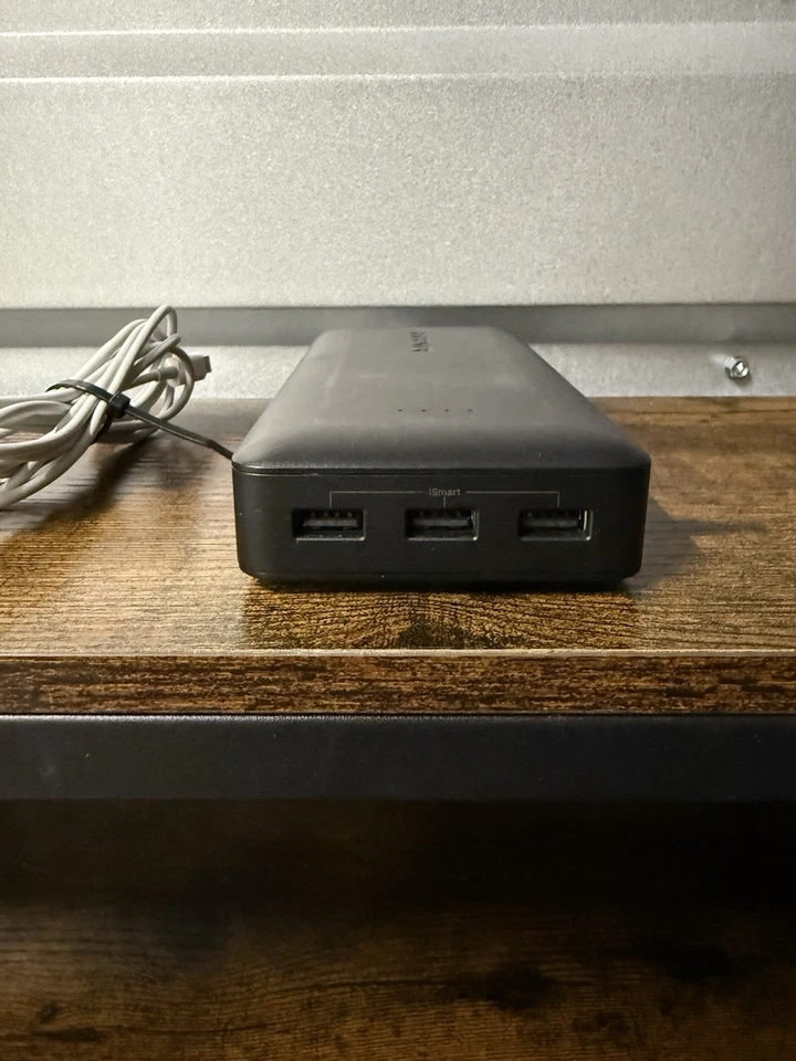 Банк питания RAVPower Prime 32000 мАч 3 порта RP-PB064 - Изображение 2 из 4