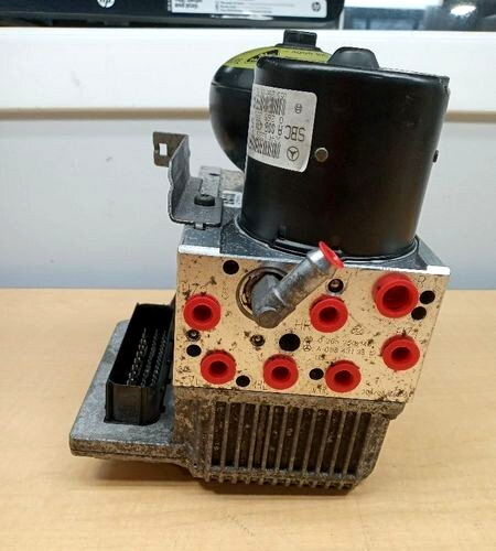 2003-2004 Mercedes Benz E320 E500 ABS Anti Lock Brake Booster Pump Assembly OEM