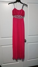 Brand New Women City Triangle Pink Sparkling Cherry Formal Prom Dress Size 3