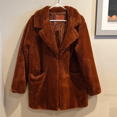 BLANKNYC  Women's Faux Fur Coat in Brown Large