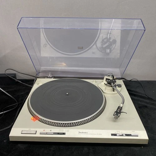 Technics SL-D202 Direct Drive Automatic Turntable System  Tested Working