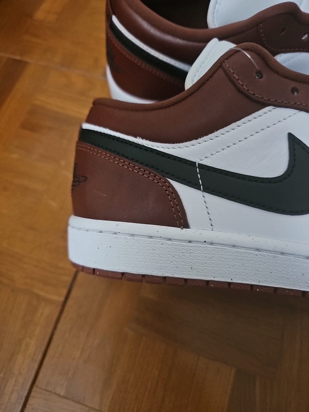 Taglia 9 Air Jordan 1 SE Low Dark Pony