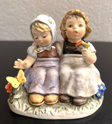 Hummel # 152623  Hum 425  ''Pleasant Moment''  First Issue 2008  TMK 8 NEW!
