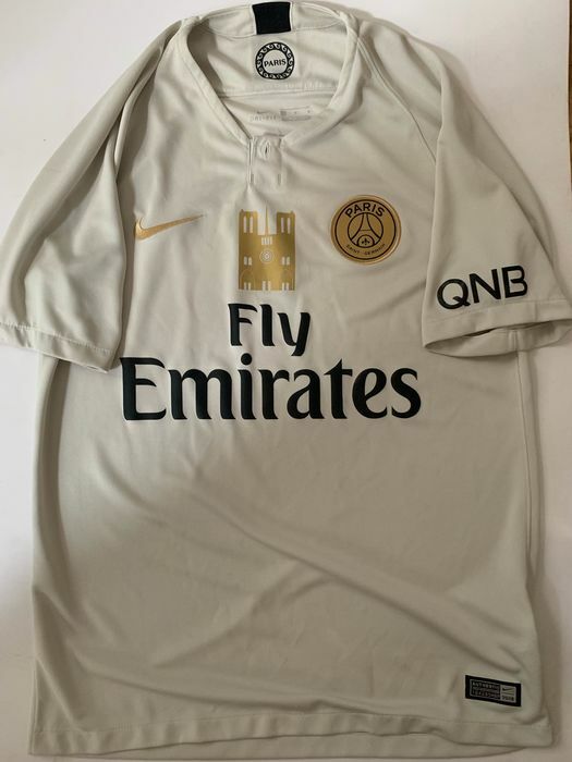 Patch Flocage Sponsor PSG Notre Dame de Paris Maillot porté Mbappé