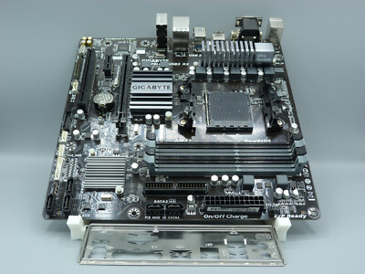 Gigabyte GA-78LMT-USB3 R2 Rev. 1.0 LGA AM3+ + I/O Shield