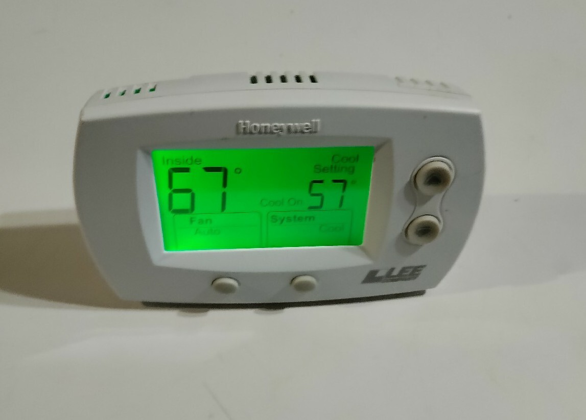 Honeywell TH5220D1029 Focuspro 5000 Non-Programmable 2 Heat and 2 Cooling  Thermo | eBay