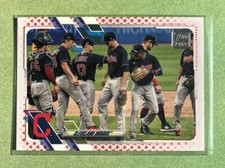 Cleveland Indians Team Card Independence Day Parallel 28/76 Topps Series 2