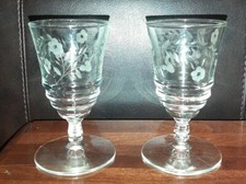 Etched flower wine glass 150 ml  5 inches tall 2 3/4 round at the top SALE!!!