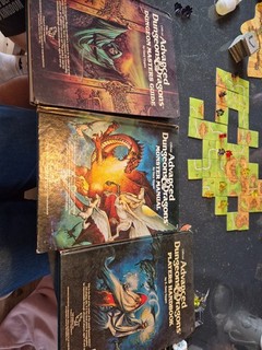 3 X Vintage Dungeons And Dragons Players/Dungeons masters Handbooks