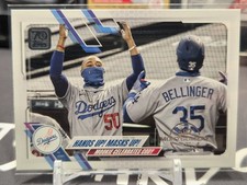 Hands Up! Masks Up! 2021 Topps 582 Montgomery #303 Dodgers Betts Bellinger