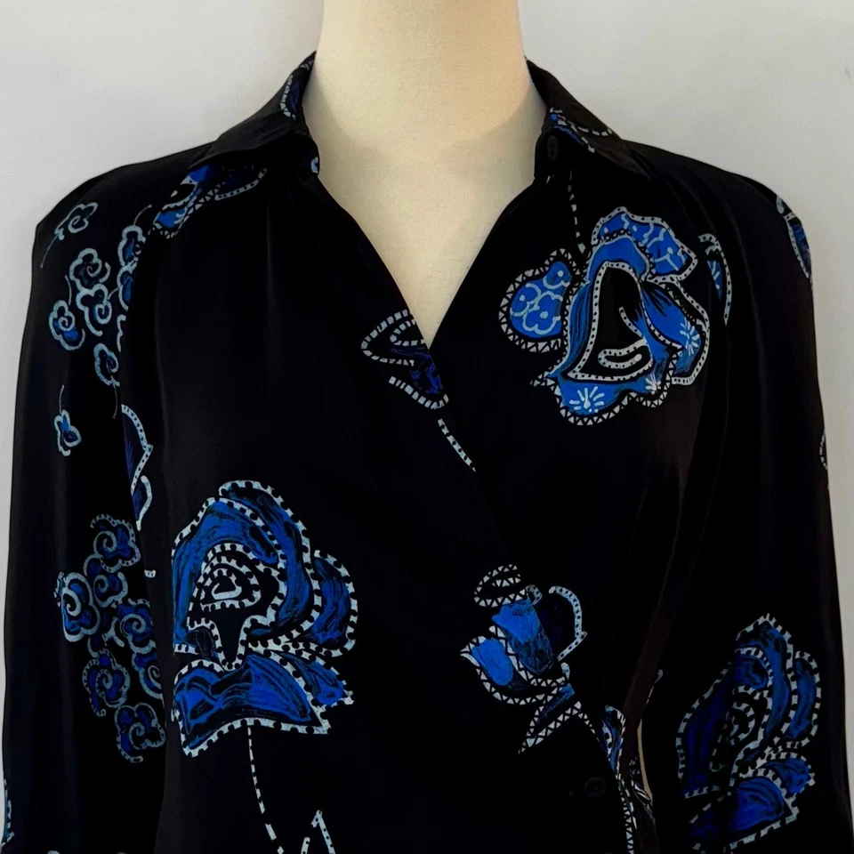 Blusa Emporio Armani Sedosa Satén Oscura Floral Manga Larga Top Negro Azul Talla 40 Foto 3 de 4