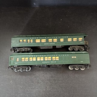 American Flyer #953 Heavyweight Niagara Falls Combine Passenger Car. Green & 954