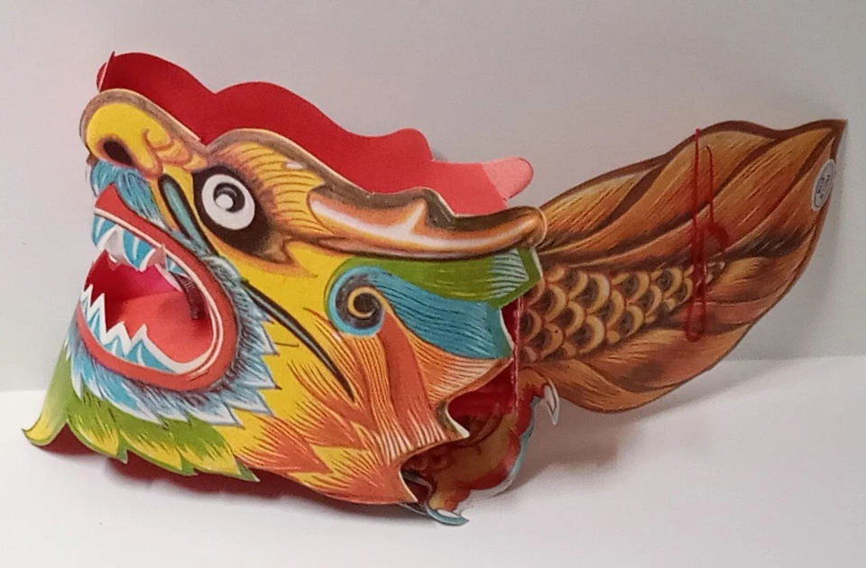 2 Chinese Red Paper Dragon Expands to 5 Feet with 4 Small Plastic Red Lanterns. - Image 3 of 4