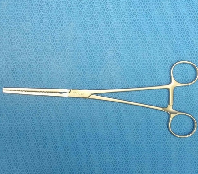 W. Lorenz 340822 Glassman Gastrointestinal Clamp, Straight, L 9