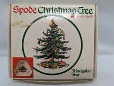 Vintage Spode Christmas Tree Triangle Candy Nut Trinket Dish S3324 P With Box