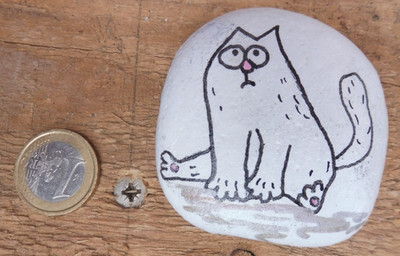  Glücksstein Simons Cat Katze schaut treuherzig bemalter Stein Geschenk
