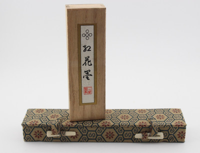 Vintage Japanese Kobaien Sumi ink stick w/ small calligraphy brushes Flower Ink