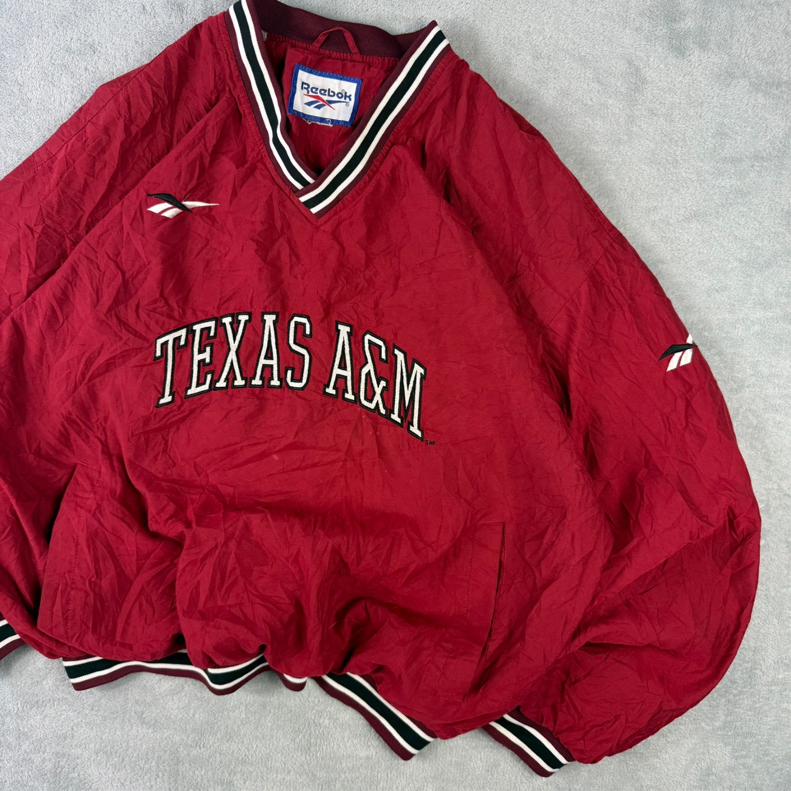 VTG Reebok 1990s Texas A&M Aggies Red V-Neck XL Shell Pullover Sweatshirt image 4