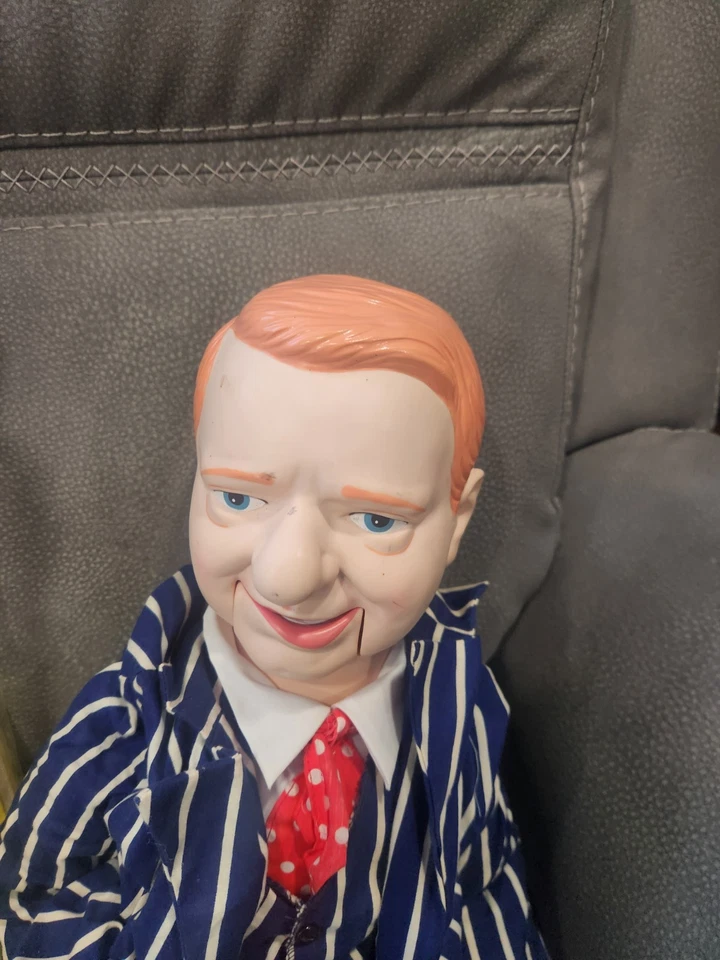 Muñeca vintage Eegee Goldberger W.C. Fields ventrílocuo maniquí 31" años 80  Foto 3 de 4