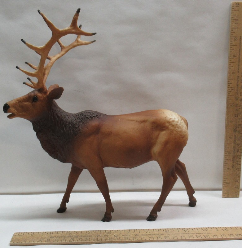 ELK - BULL ELK - standing - © BREYER MOLDING CO